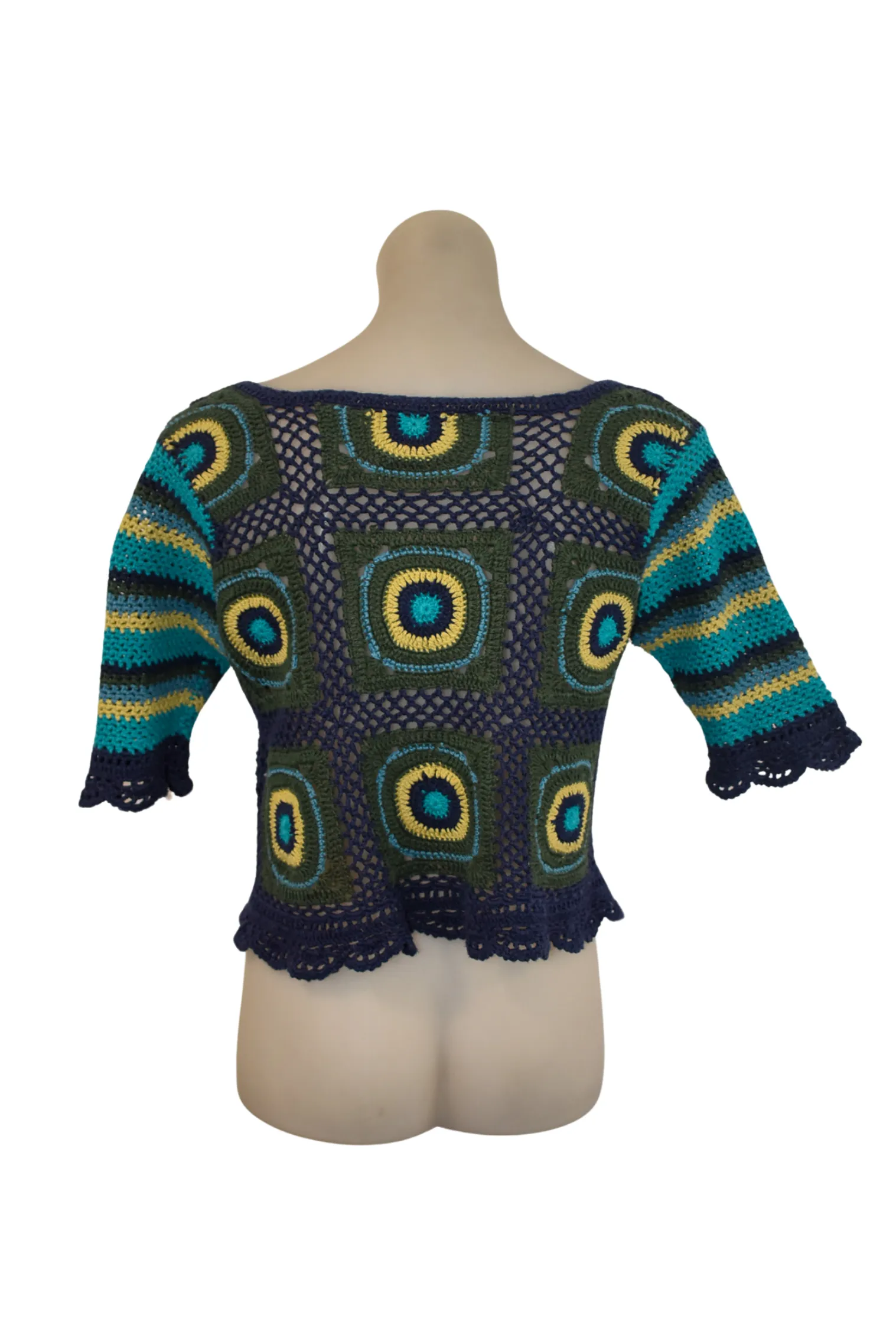 Adorable crochet tie top, M