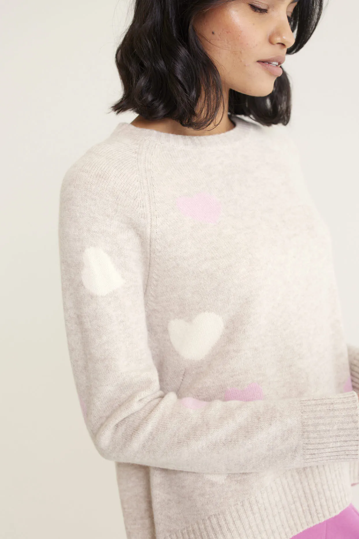 Maddison Merino Cashmere Sweater In Beige