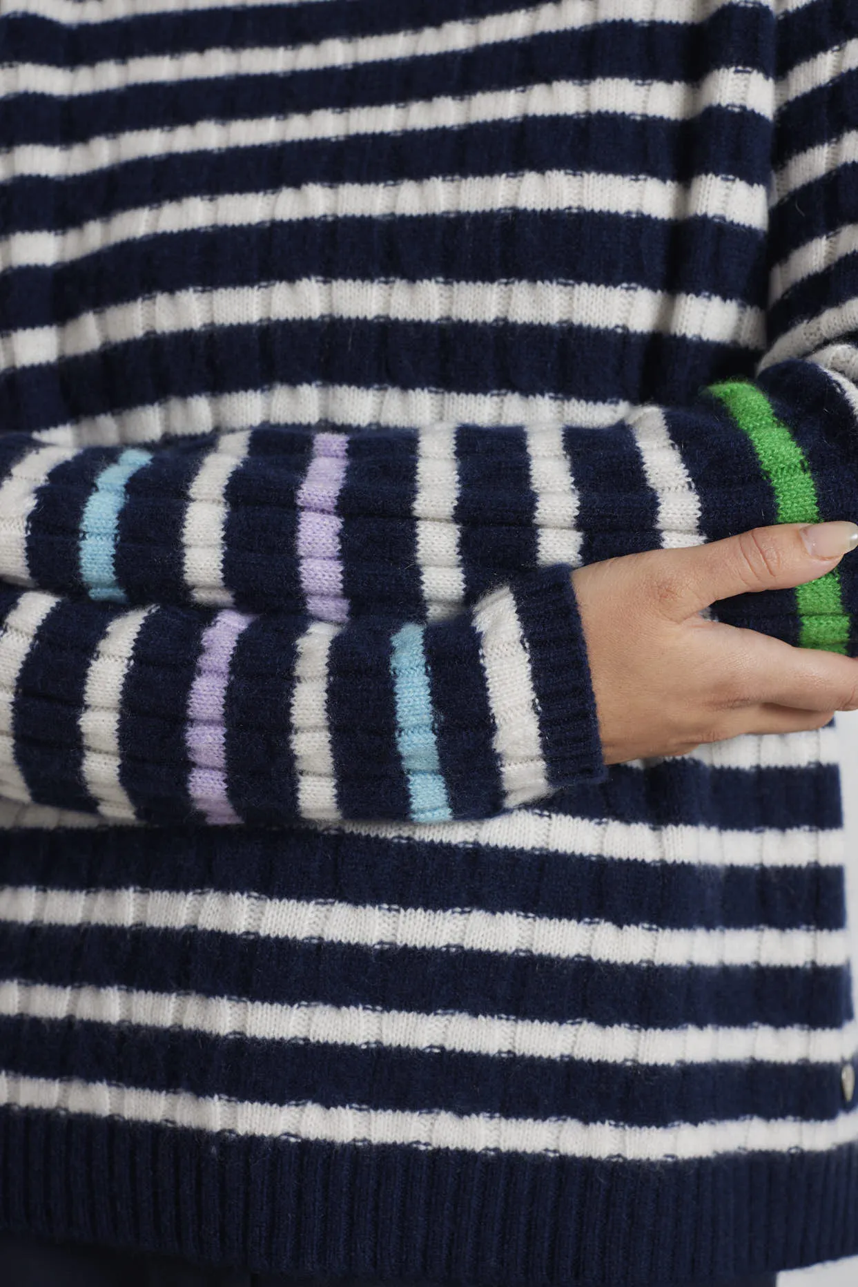 Nora Cashmere Sweater in Midnight Navy