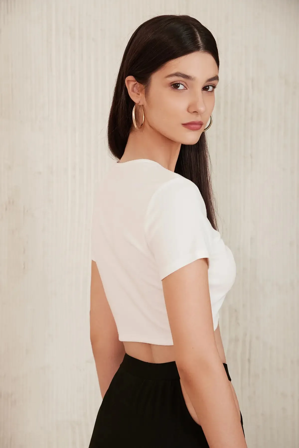 Ring Linked Ruched Crop Top